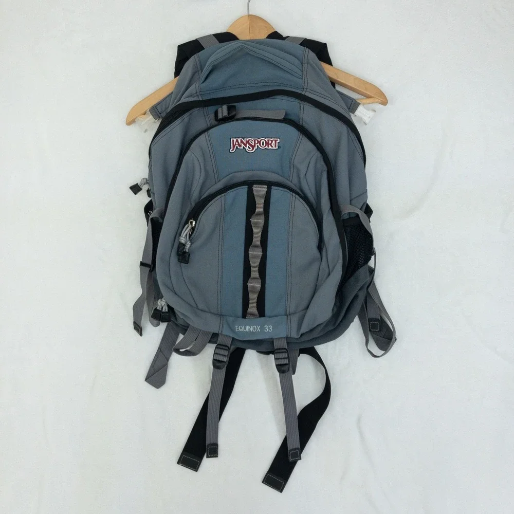 JanSport Equinox 33 Backpack Gray Technical Hiking Daypack Travel ISSUE